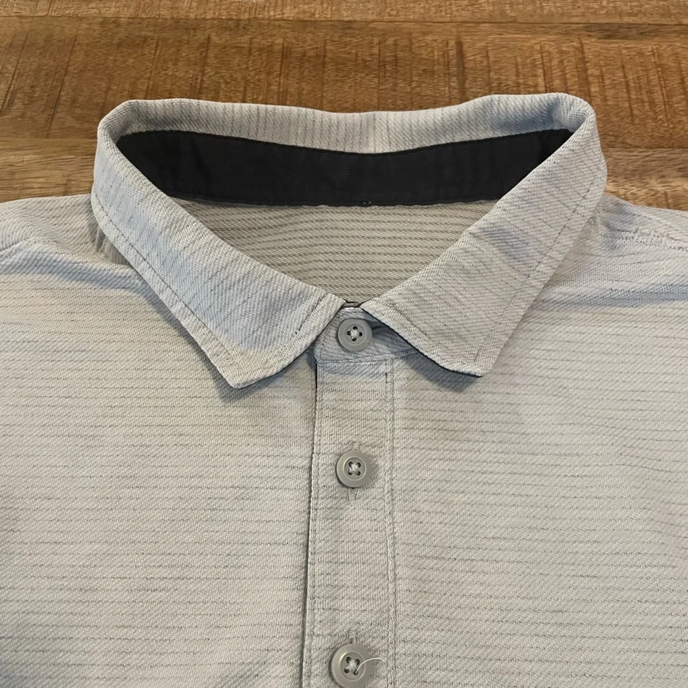 Lululemon Evolution Short Sleeve Polo - Picture 5 of 6